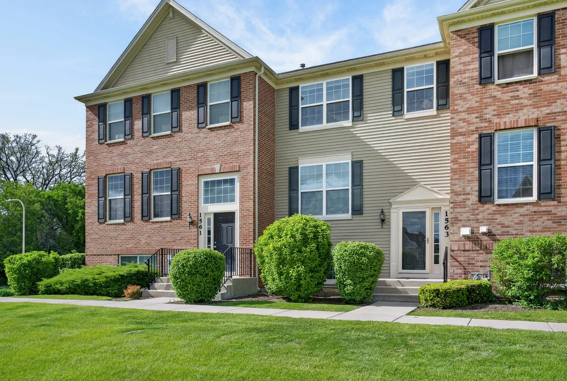 Photo of 1563 Deer Pointe Drive