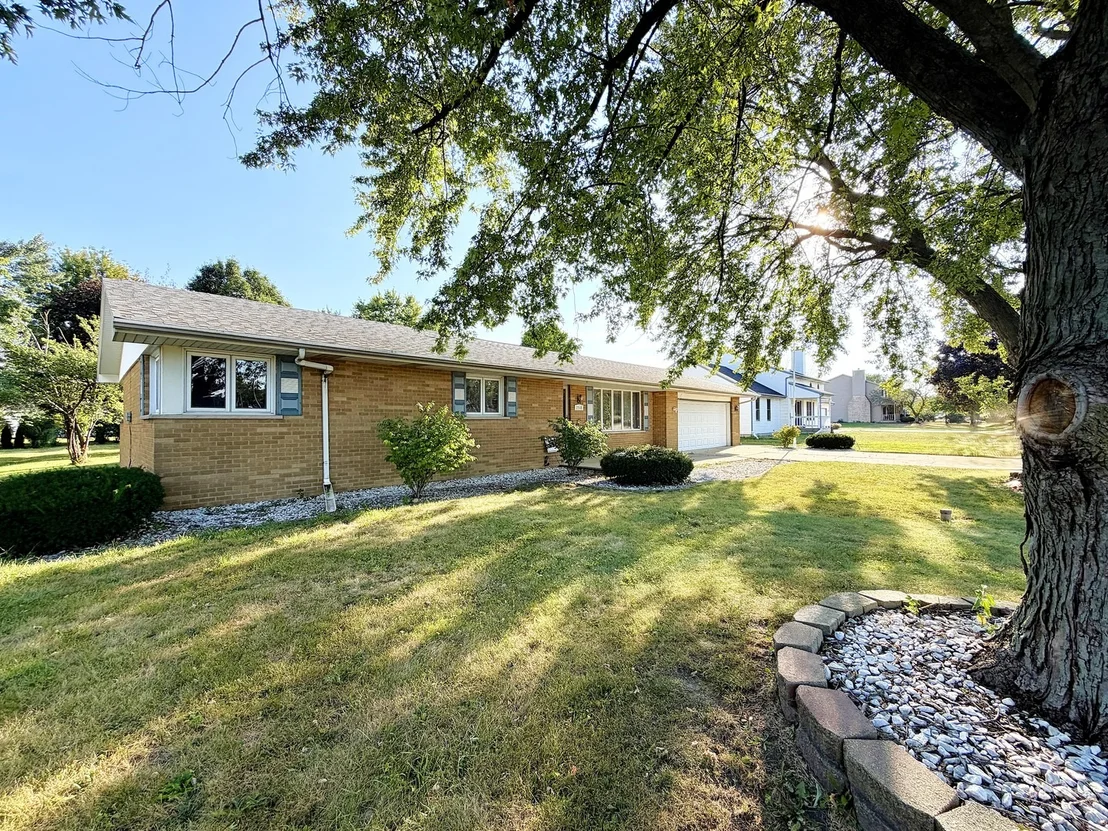 Photo of 2148 E 3000 Road N