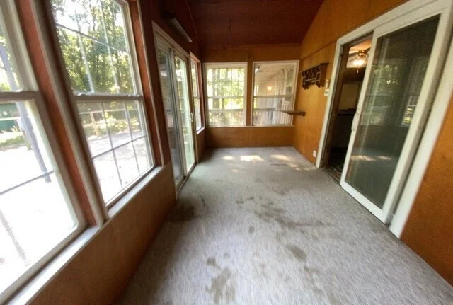 Photo of 13090 River Road