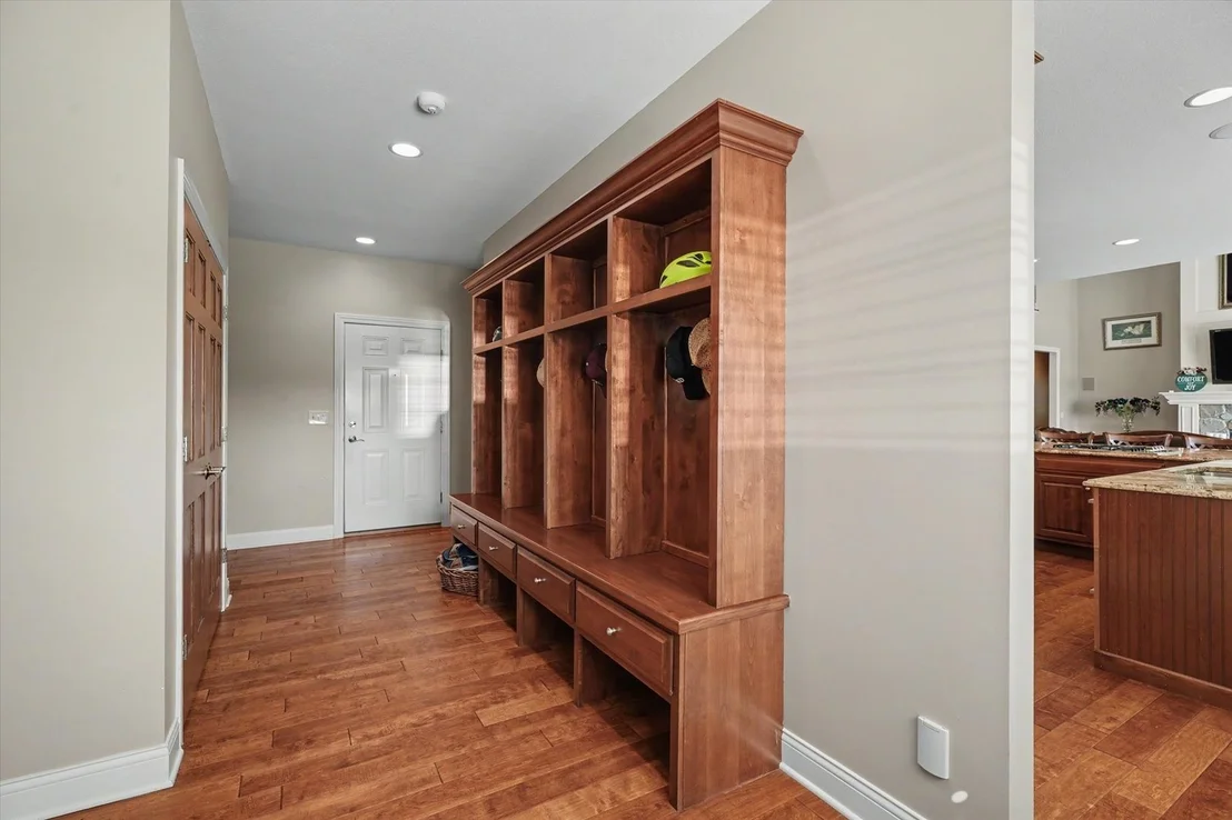 Photo of 1706 Mullikin Drive