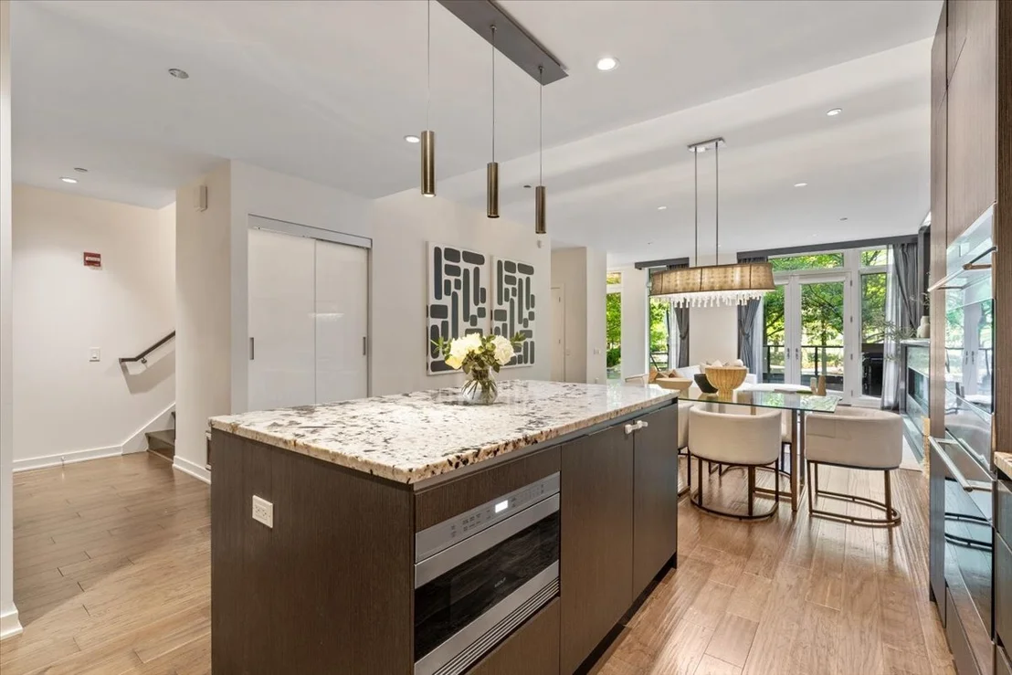 Photo of 194 N Park Drive