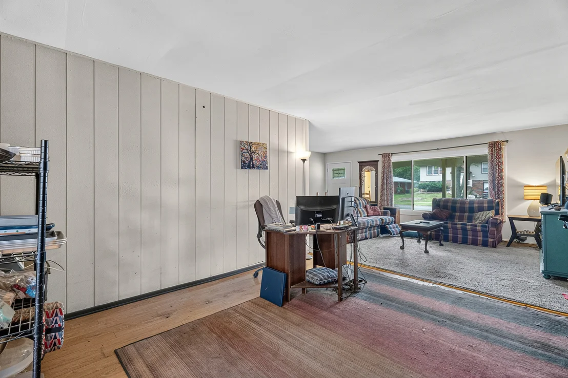 Photo of 140 Tamarack Drive