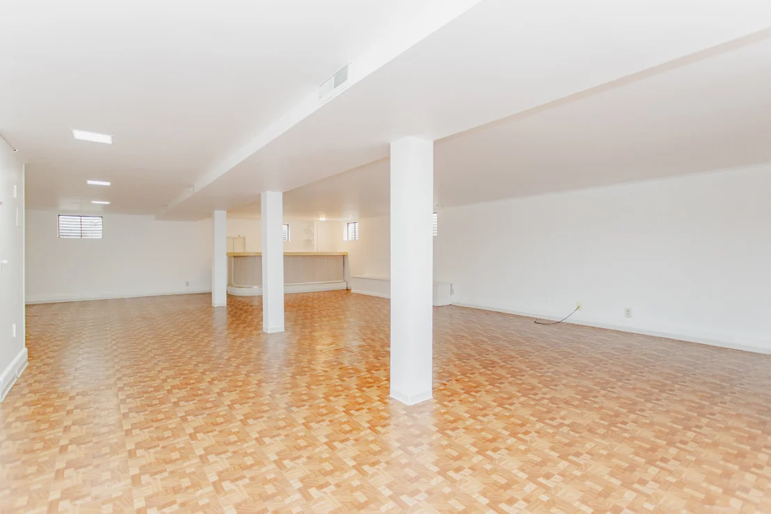 Photo of 818 Leahy Circle