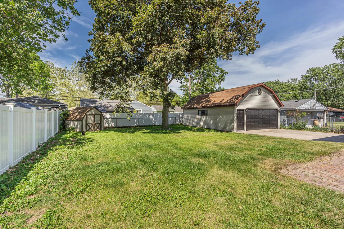 Photo of 3712 Wren Lane