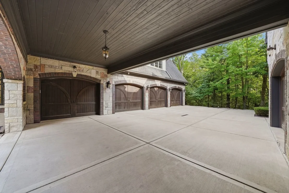 Photo of 501 Chatfield Road