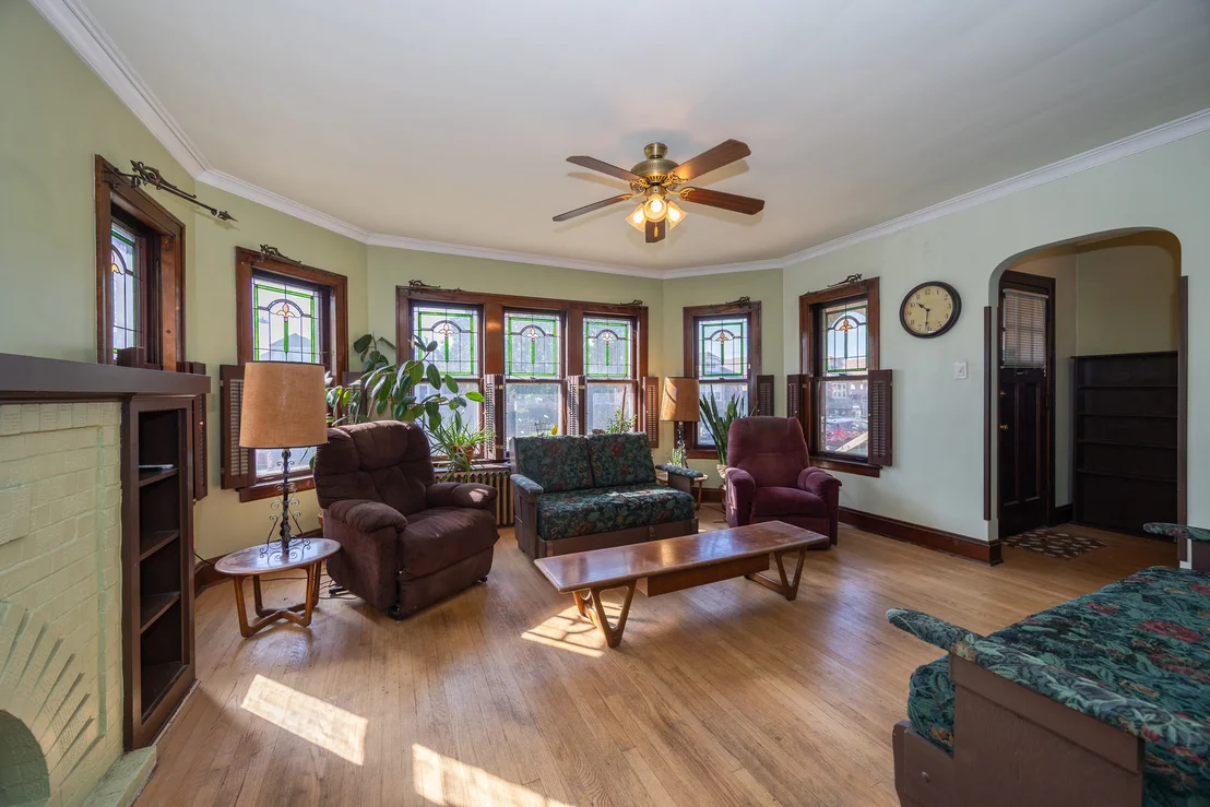 Photo of 5226 W Wolfram Street