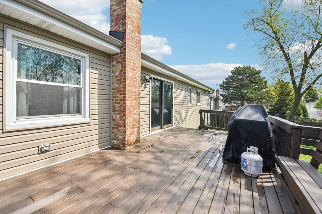 Photo of 941 W Army Trail Boulevard