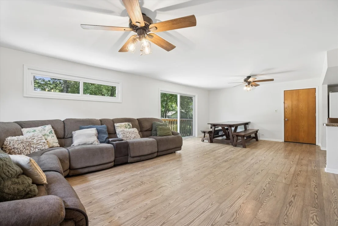 Photo of 116 W Park Drive
