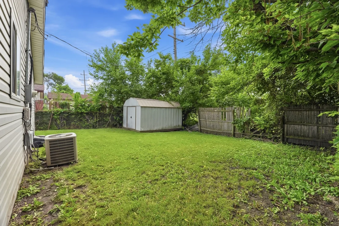 Photo of 3215 Emery Lane
