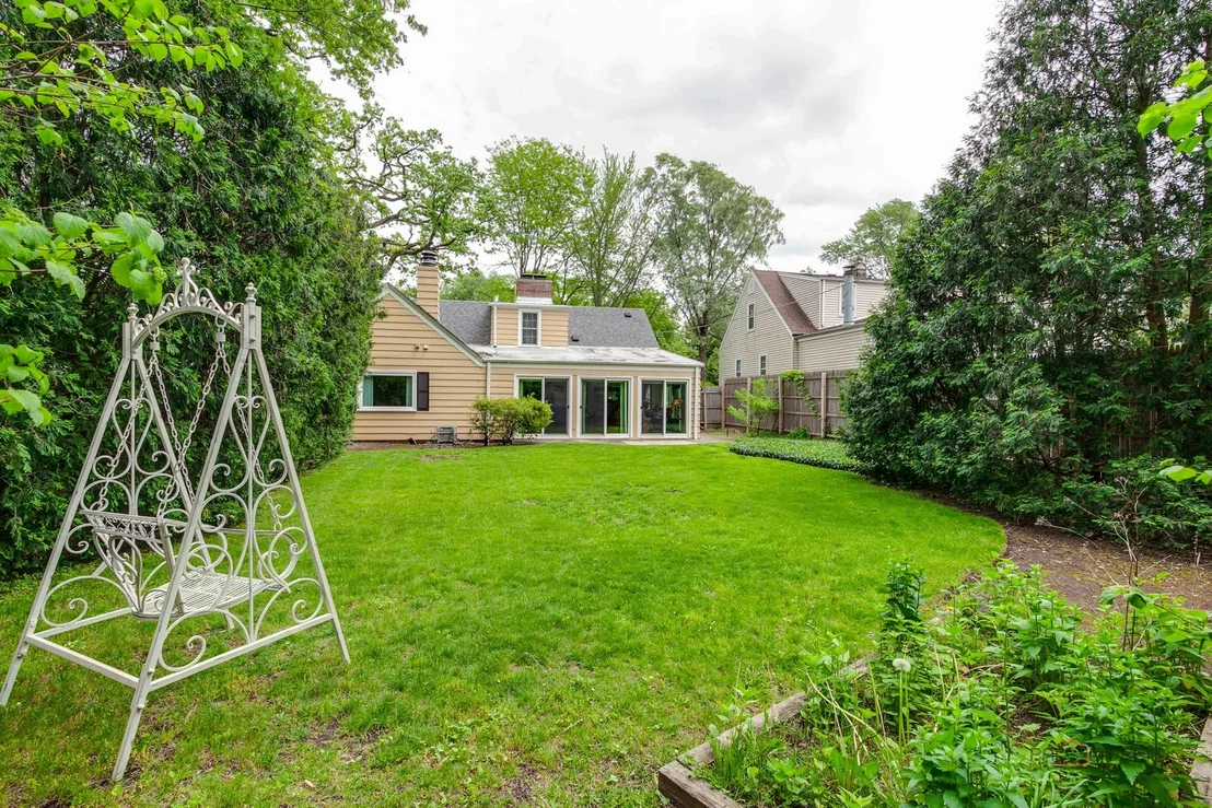 Photo of 214 Washington Circle