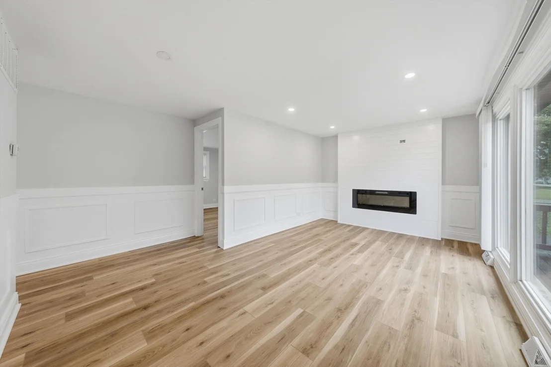 Photo of 16548 Paulina Street