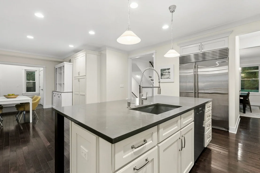 Photo of 2412 Noyes Street