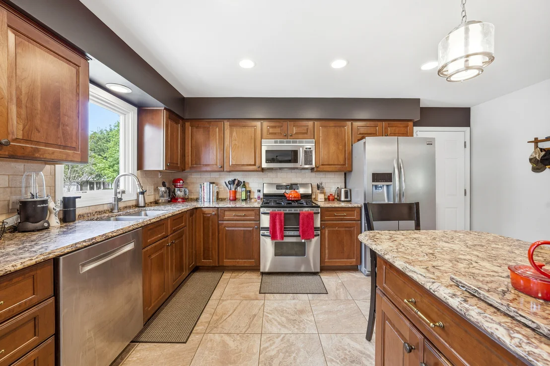Photo of 260 Hillhurst Drive