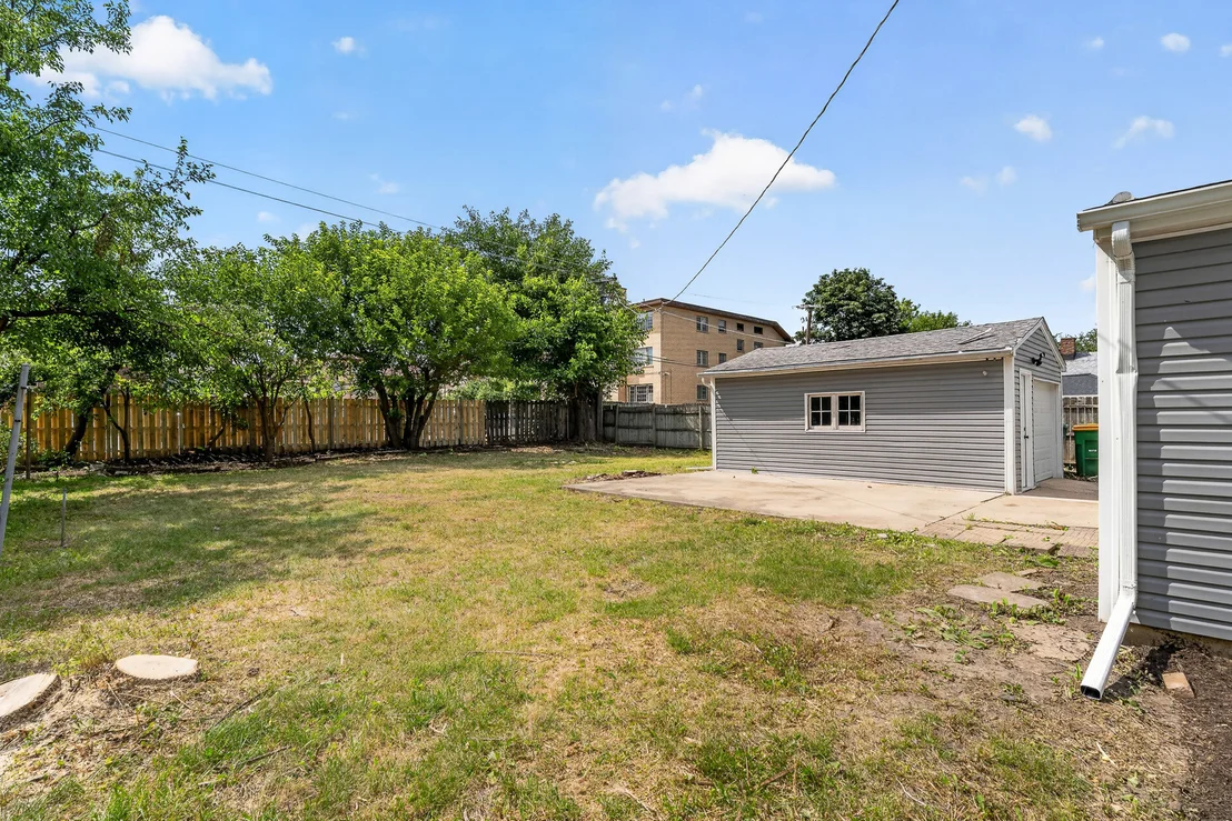 Photo of 1650 Marquette Road