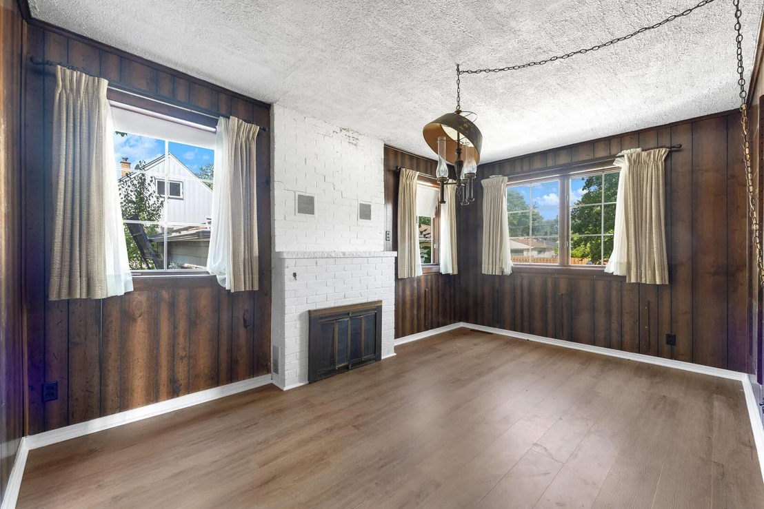 Photo of 17606 N Burnham Avenue