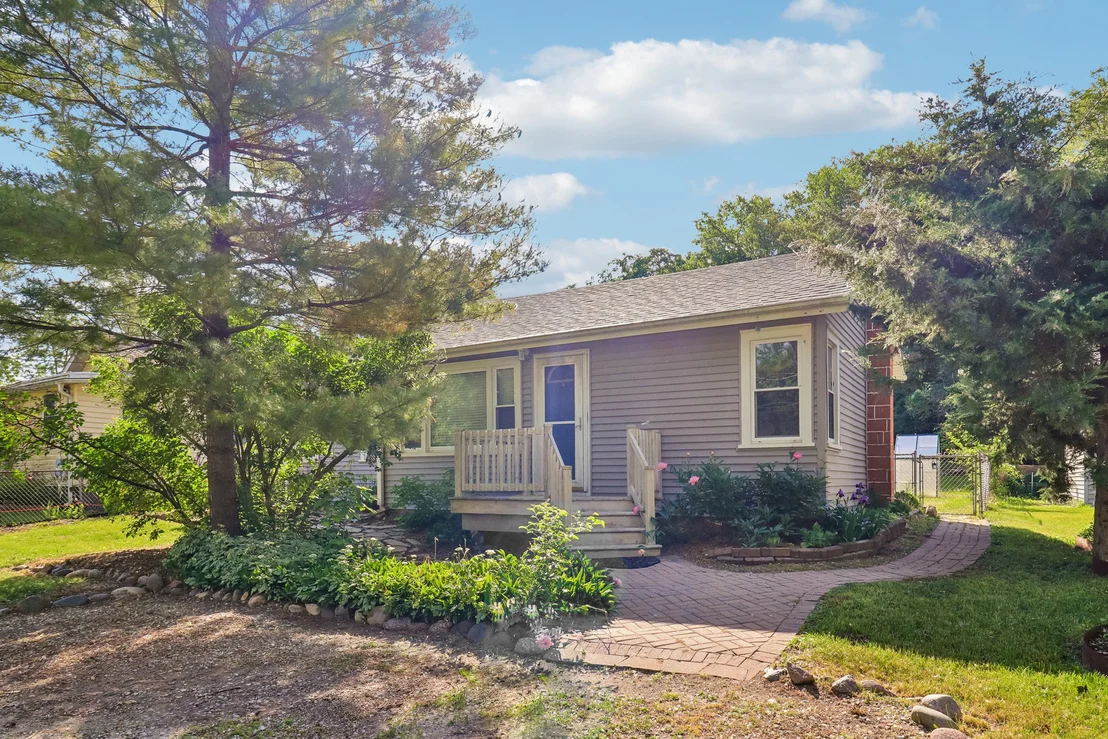 Photo of 79 Eagle Point Road