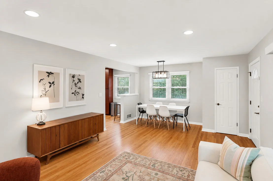 Photo of 1441 N Eagle Street