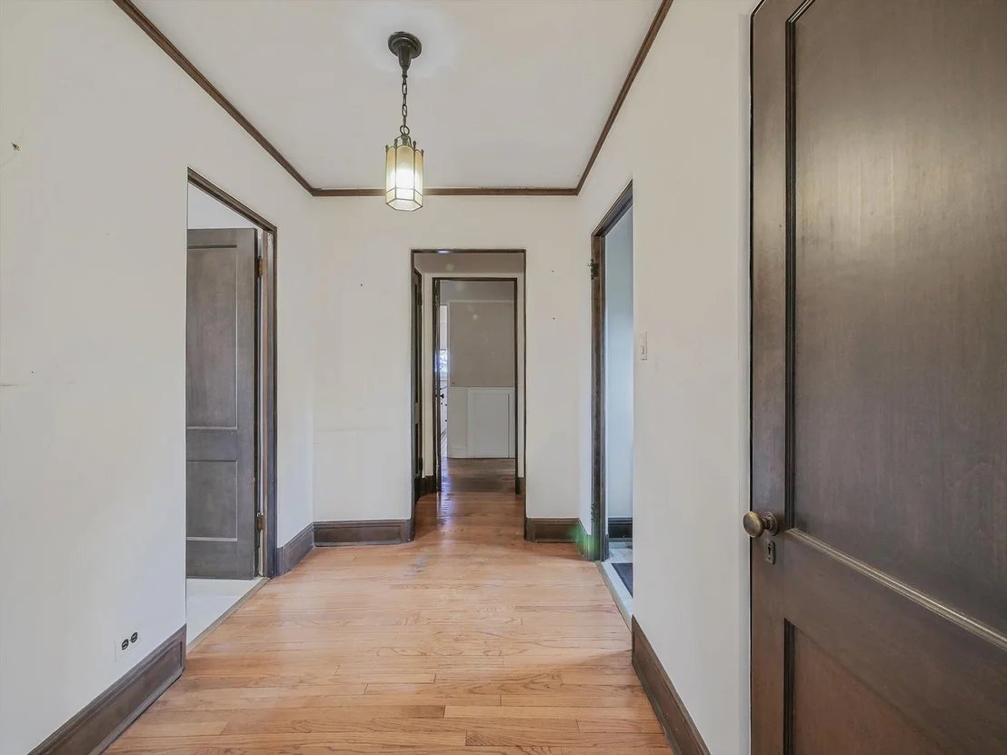 Photo of 2610 Park Lane