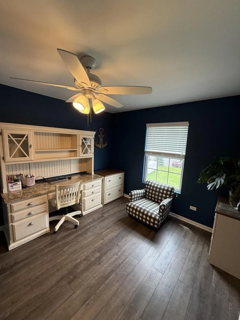 Photo of 412 E Frontier Drive