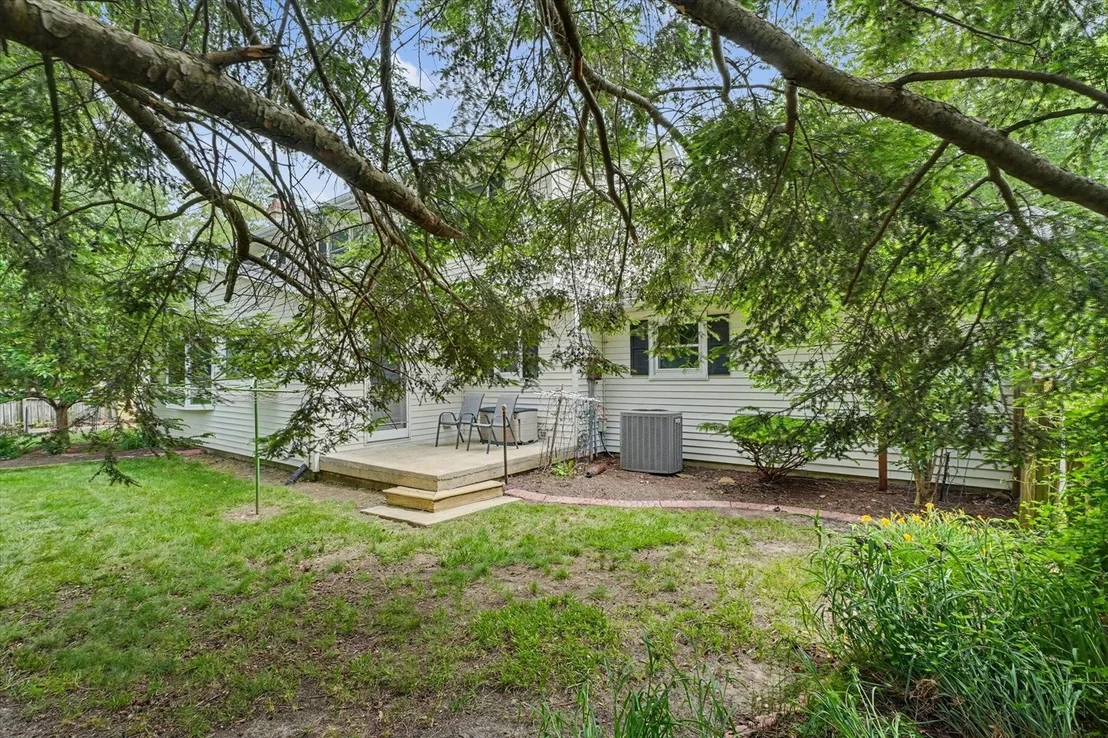 Photo of 204 E Willard Street