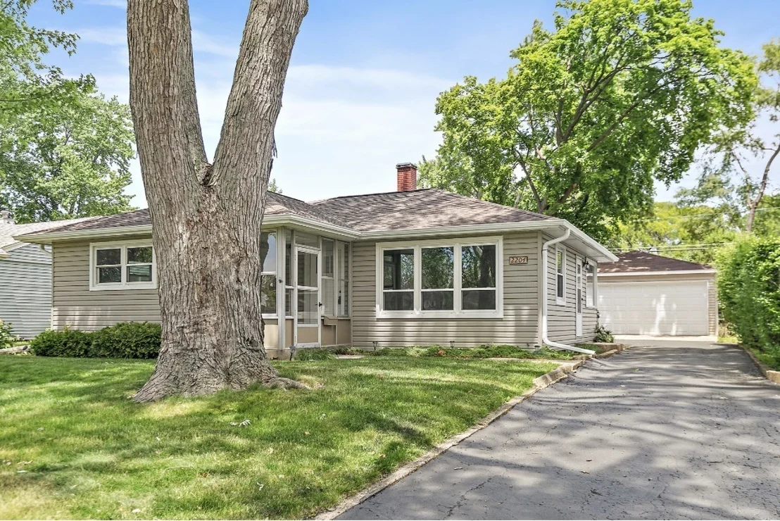 Photo of 2204 Hawk Lane