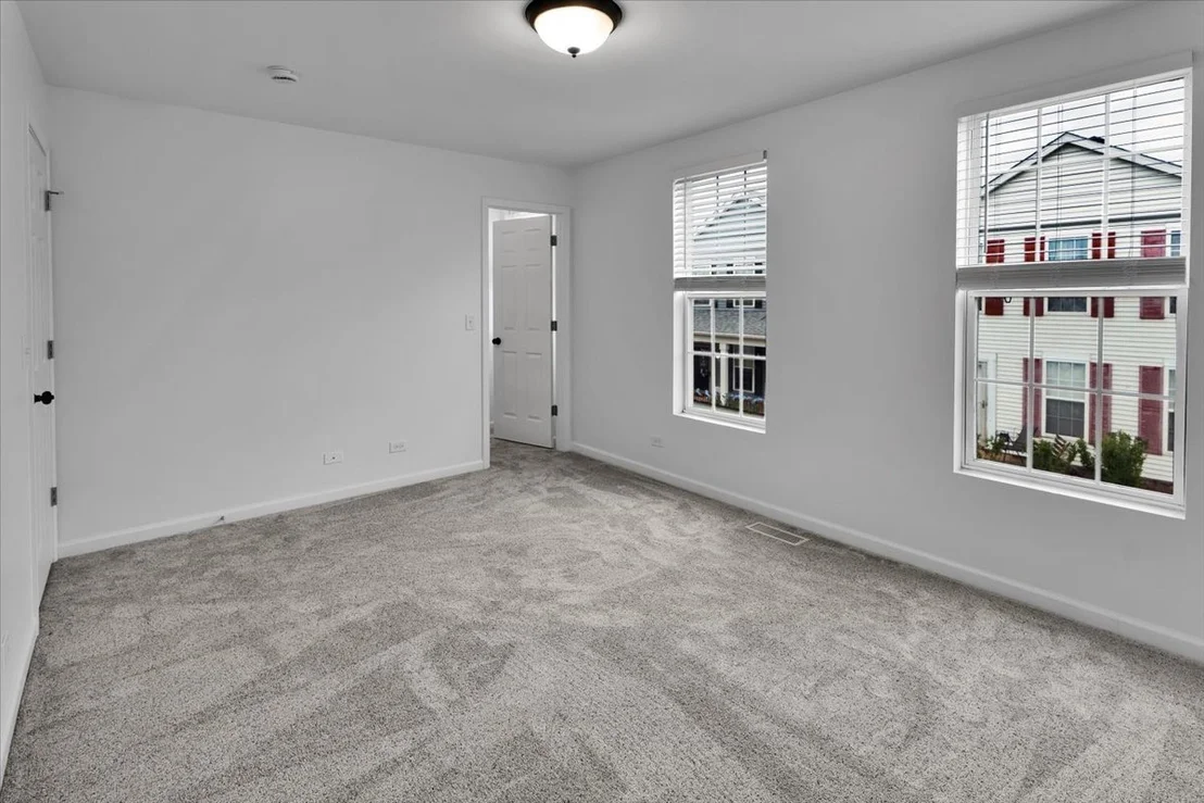 Photo of 984 Four Seasons Boulevard