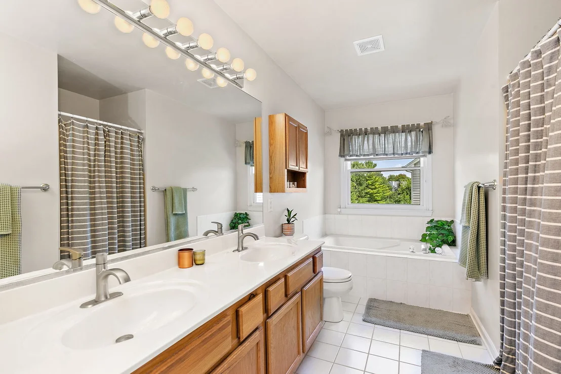 Photo of 123 Devonshire Drive