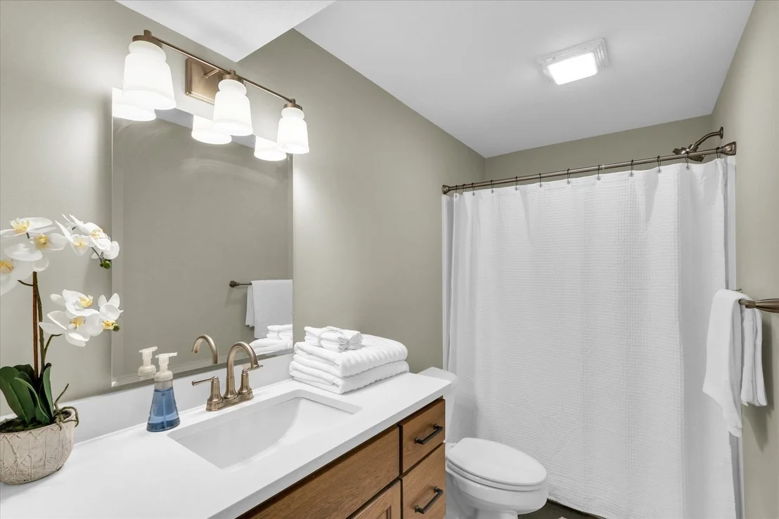 Photo of 1403 Winterberry Road