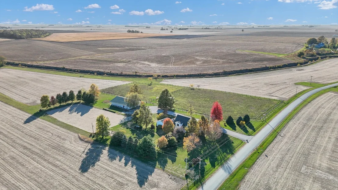 Photo of 561 County Road 700 N