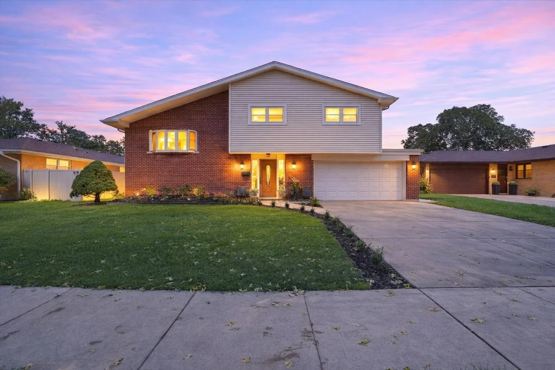 Photo of 574 W Millers Road