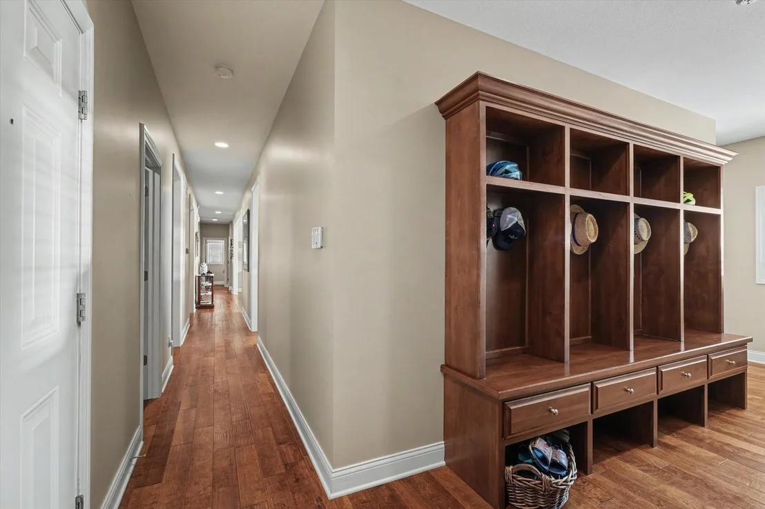 Photo of 1706 Mullikin Drive