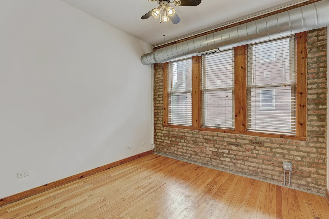 Photo of Unit 2 at 1663 W Pratt Boulevard