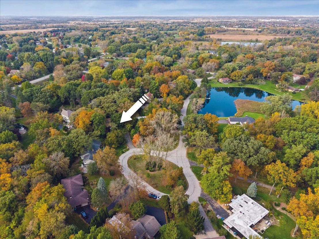 Photo of 13N200 Wedgewood Drive
