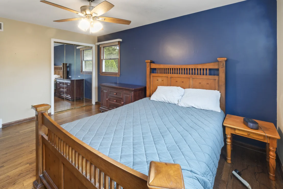 Photo of 1621 Longmeadow Drive