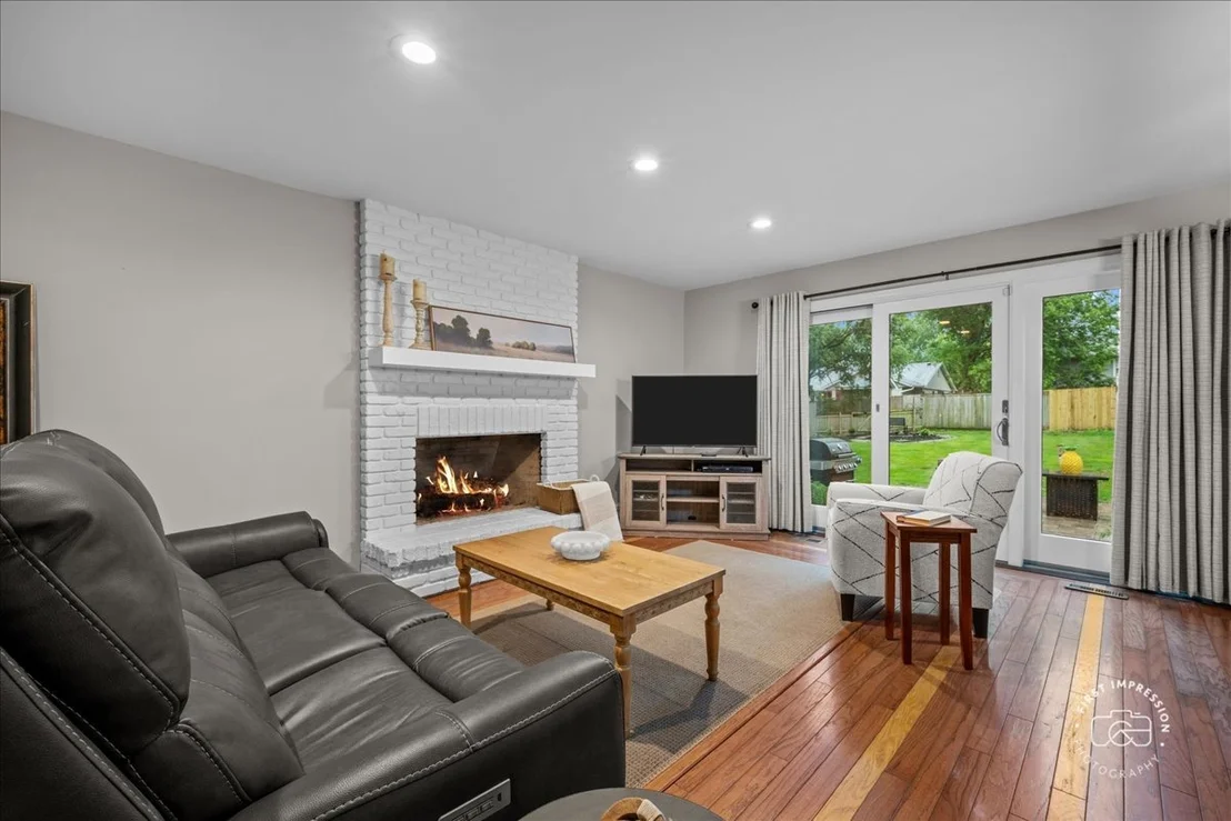 Photo of 1024 Maple Lane