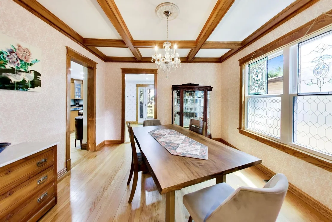 Photo of 1504 W Juneway Terrace