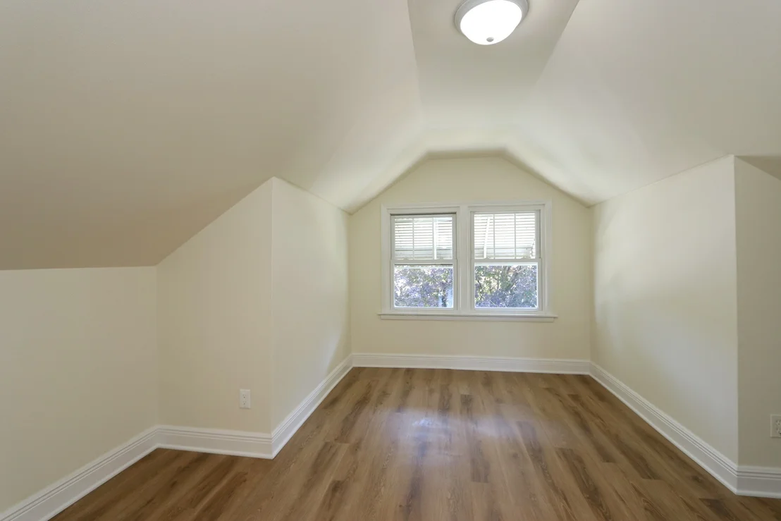 Photo of 1430 S 10th Avenue