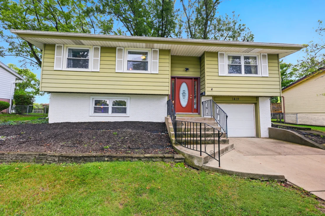 Photo of 1419 Hampton Lane