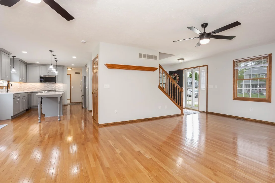 Photo of 814 Landau Lane