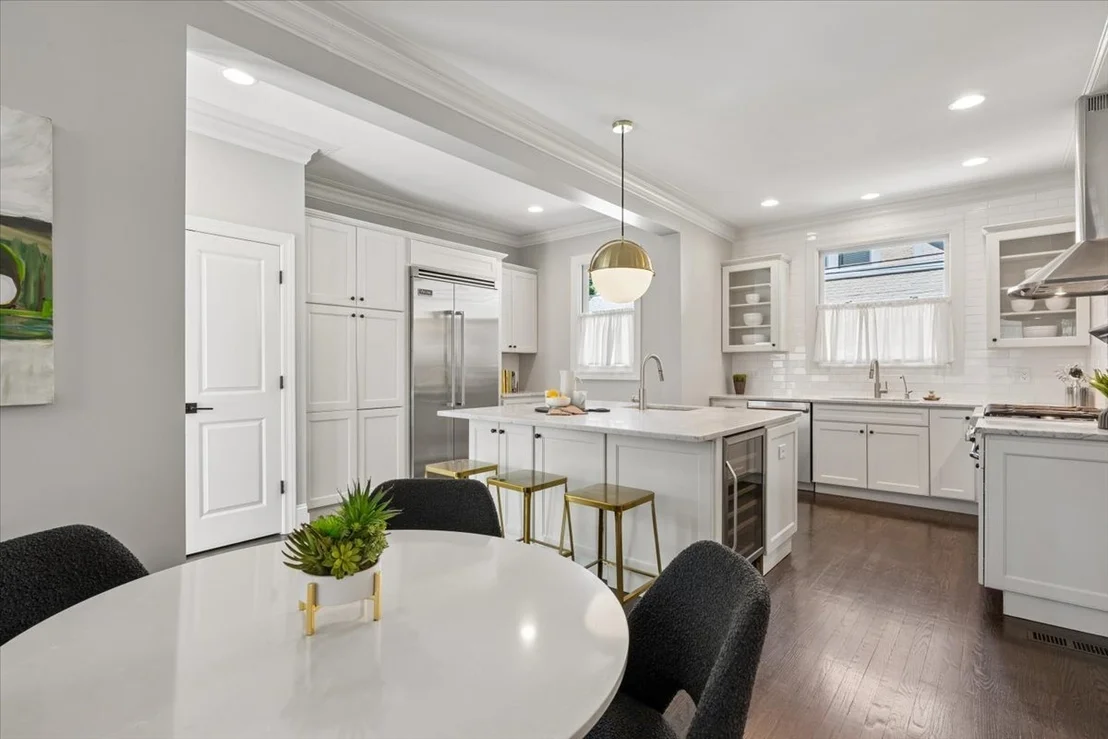 Photo of 712 Ingleside Place