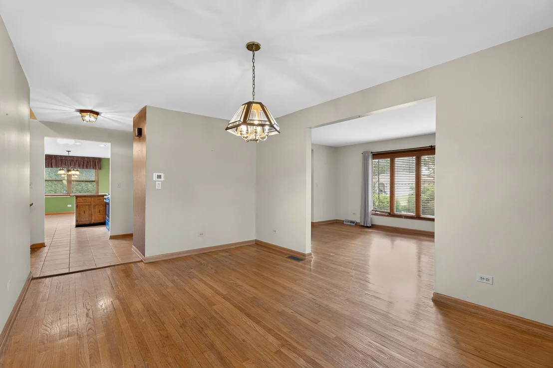 Photo of 7305 Summit Road