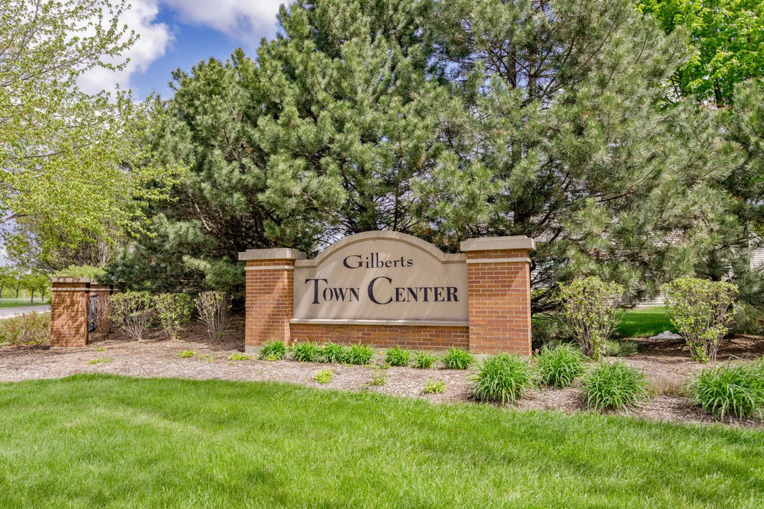 Photo of 457 Town Center Boulevard