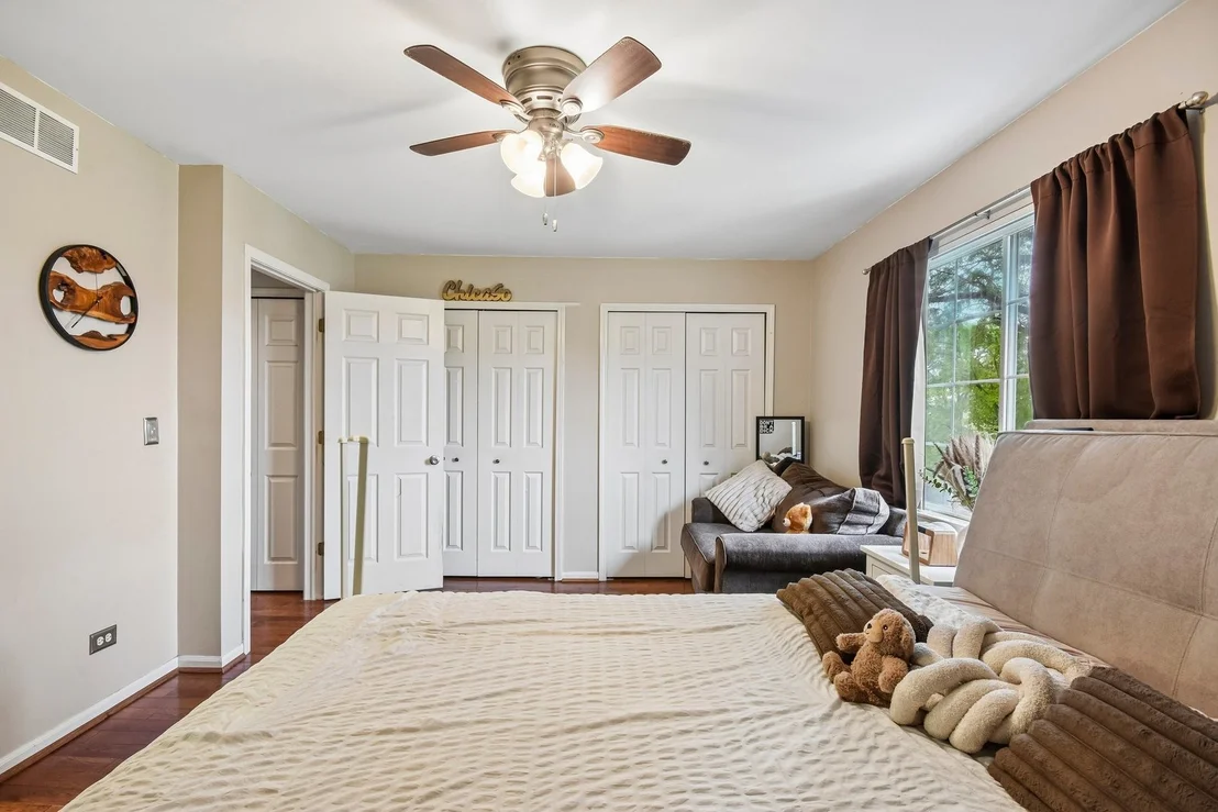 Photo of 418 Lakeview Circle
