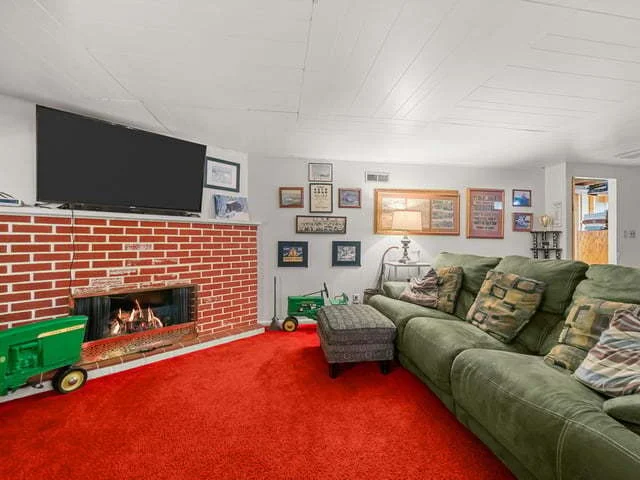 Photo of 110 N Maple Avenue
