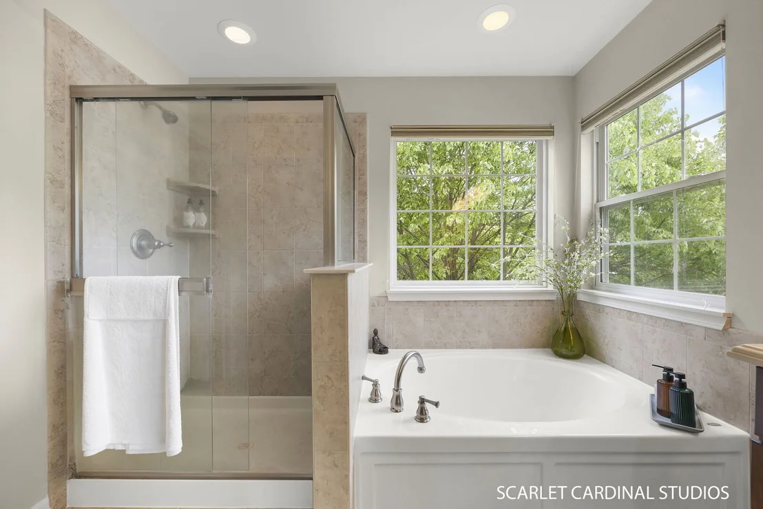 Photo of 2561 Lyman Loop