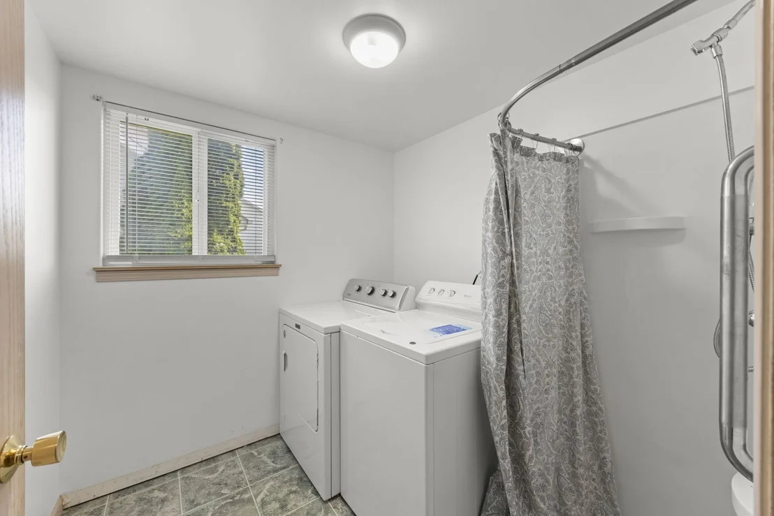 Photo of 4300 Carrington Lane