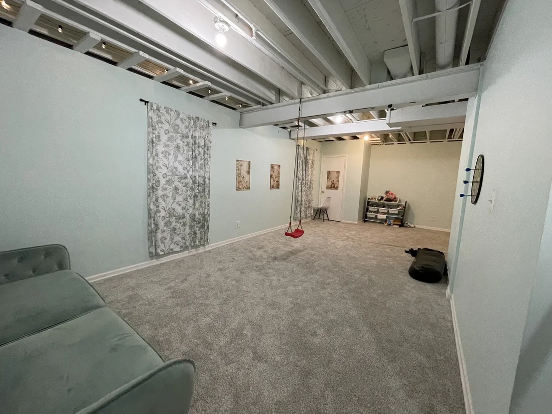 Photo of 200 W Thacker Street