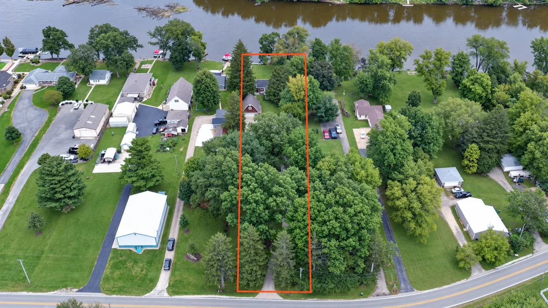 Photo of 2833 River Road