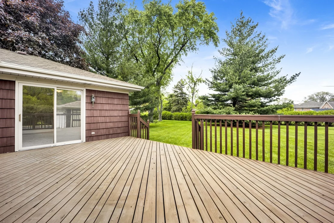 Photo of 18W724 20th Place