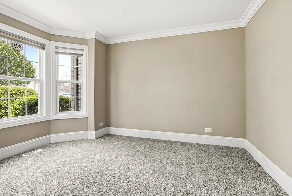 Photo of 24963 Madison Street